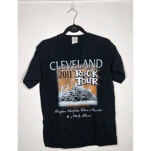 Cleveland Rock Tour 2011 Short Sleeve Band Tee Shirt Size M West Choir